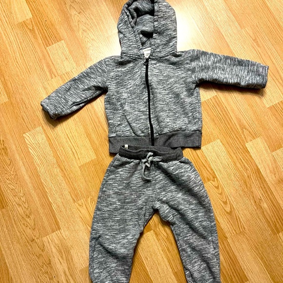 Mini mioche Other - Mini Mioche Jogging set -worn once